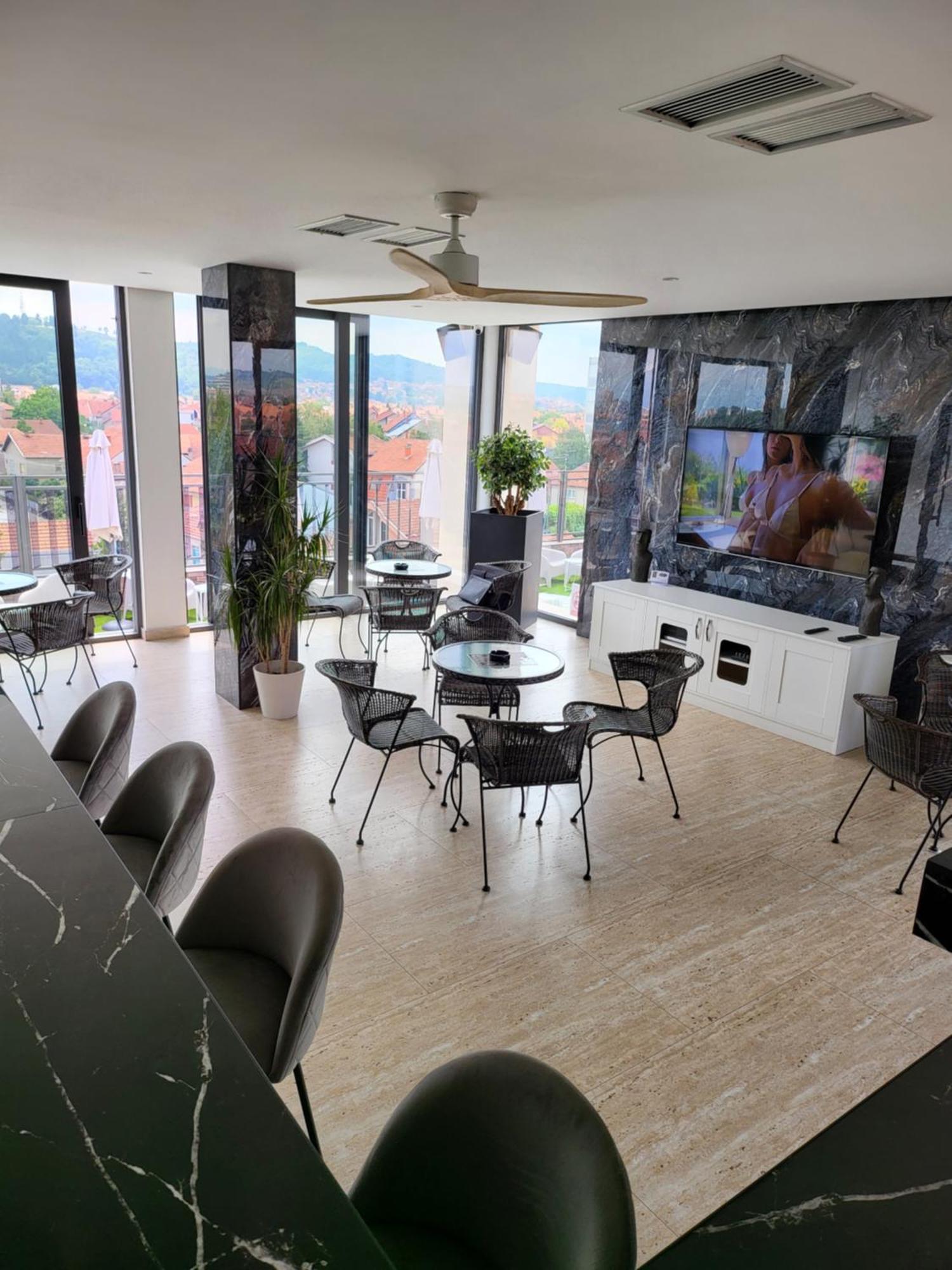 Sky Apartmani & Spa Leskovac  Pokoj fotografie