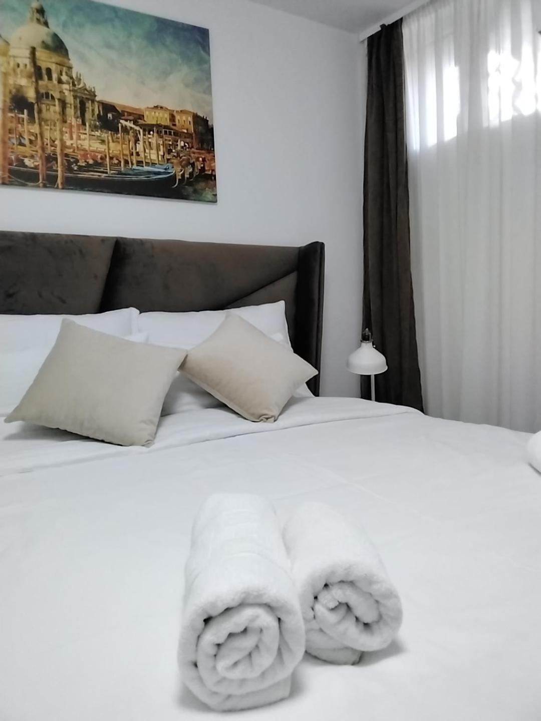 Sky Apartmani & Spa Leskovac  Pokoj fotografie